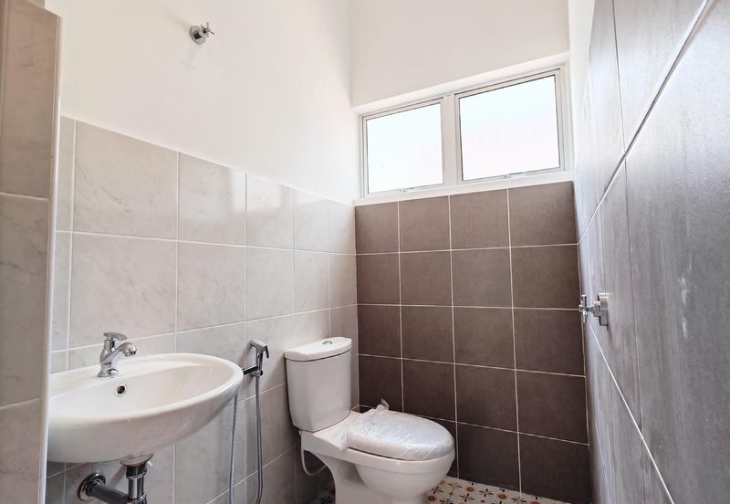 🏡 THE LAKES TERRACES at Batu Gajah @ Silverlake Village Outlet 🌟 Stylish Living in a Prime Location 🌟 #Full_Loan #LPPSA #Limited_Units