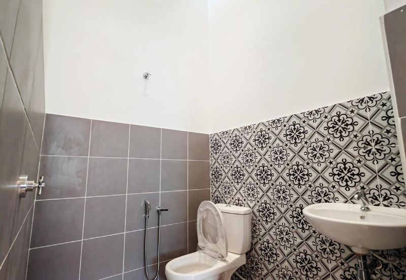 🏡 THE LAKES TERRACES at Batu Gajah @ Silverlake Village Outlet 🌟 Stylish Living in a Prime Location 🌟 #Full_Loan #LPPSA #Limited_Units