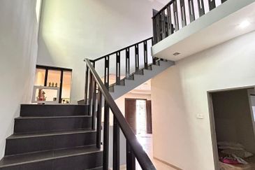 JALAN JELAPANG - CHEMOR