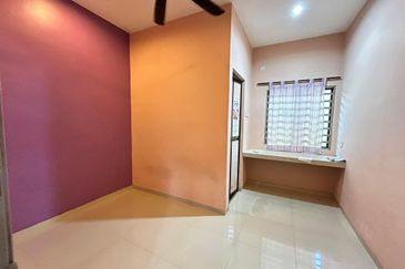 JALAN JELAPANG - CHEMOR