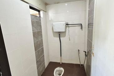 JALAN JELAPANG - CHEMOR