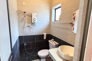 JALAN JELAPANG - CHEMOR