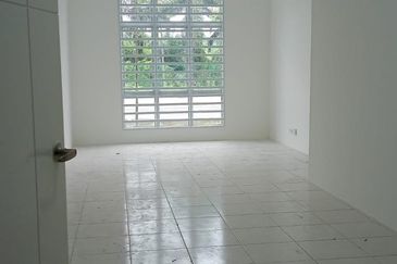 CASA RESIDENCES, CHEMOR