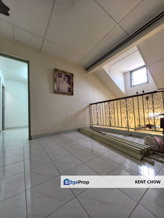 🏡 For Sale: 1.5 Storey House 🏡 📍 Location: Menglembu Impiana Adril, Perak, Menglembu