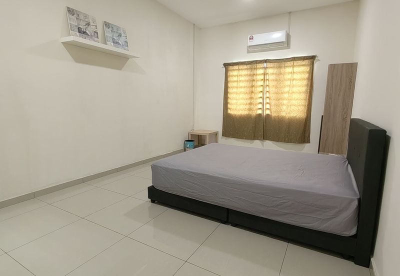 Taman Lapangan Hartamas Botani