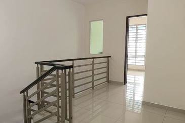 Taman Lapangan Hartamas Botani