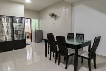 Taman Lapangan Hartamas Botani