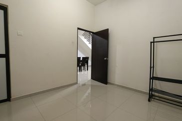 Taman Lapangan Hartamas Botani