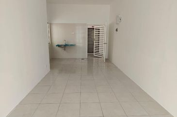 CASA RESIDENCES, CHEMOR