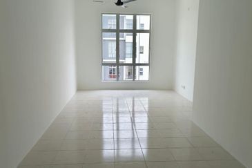 CASA RESIDENCES, CHEMOR