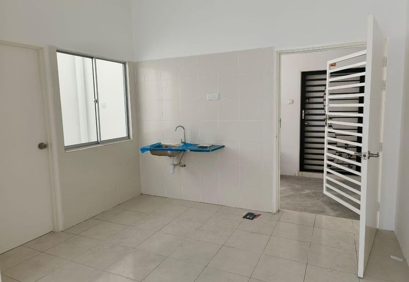 CASA RESIDENCES, CHEMOR