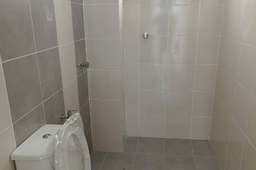 CASA RESIDENCES, CHEMOR