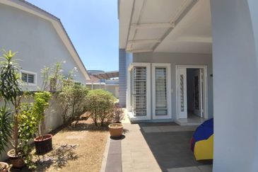 TAMAN PERPADUAN INDAH