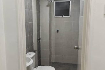 CASA RESIDENCES, CHEMOR