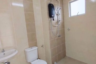 CASA RESIDENCES, CHEMOR