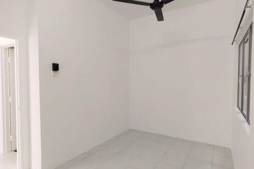 CASA RESIDENCES, CHEMOR