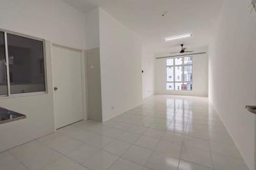 CASA RESIDENCES, CHEMOR