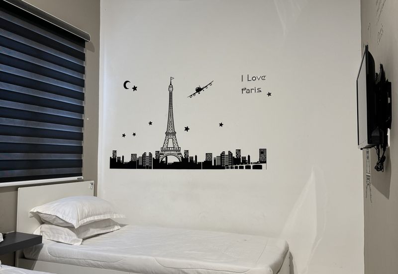 CASA RESIDENCES, CHEMOR