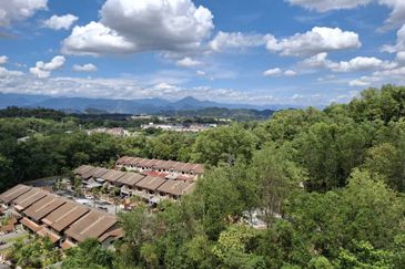 MERU VALLEY RESORT (GOLF VISTA APARTMENT