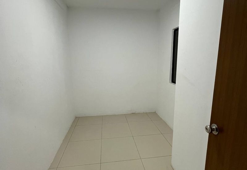 Manhattan Condominium