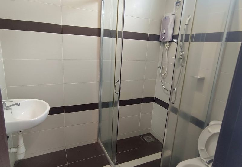 TAMAN MERU DESA PARK