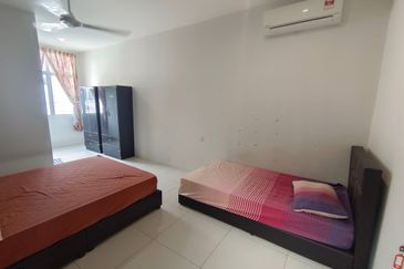 TAMAN MERU DESA PARK