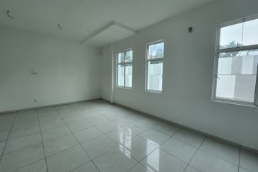 Taman Saujana Heights