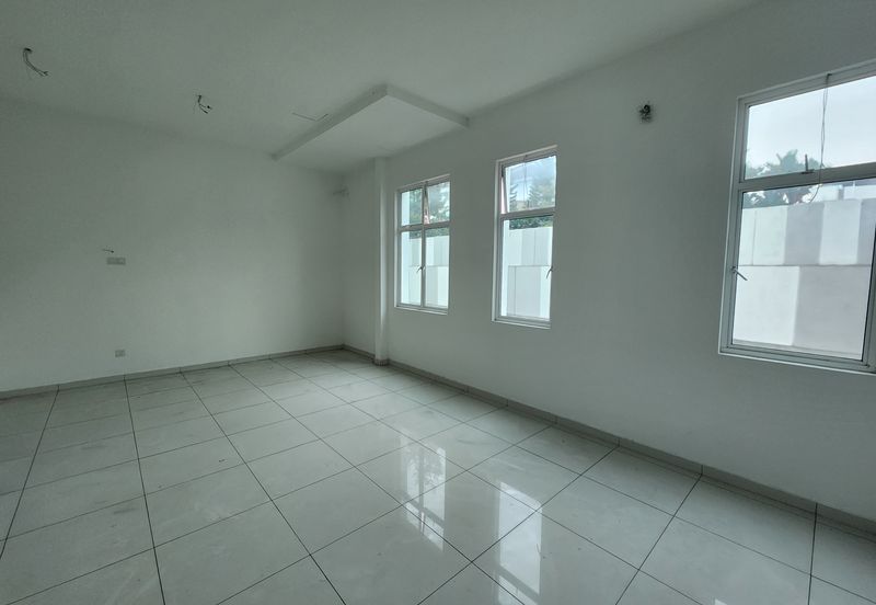 Taman Saujana Heights