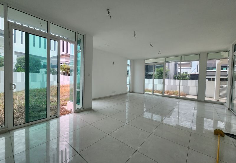 Taman Saujana Heights