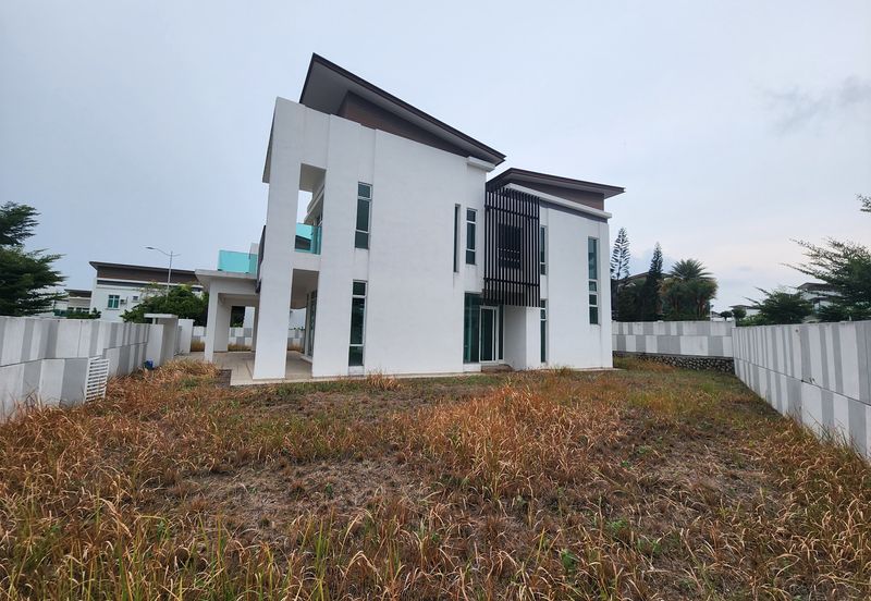 Taman Saujana Heights