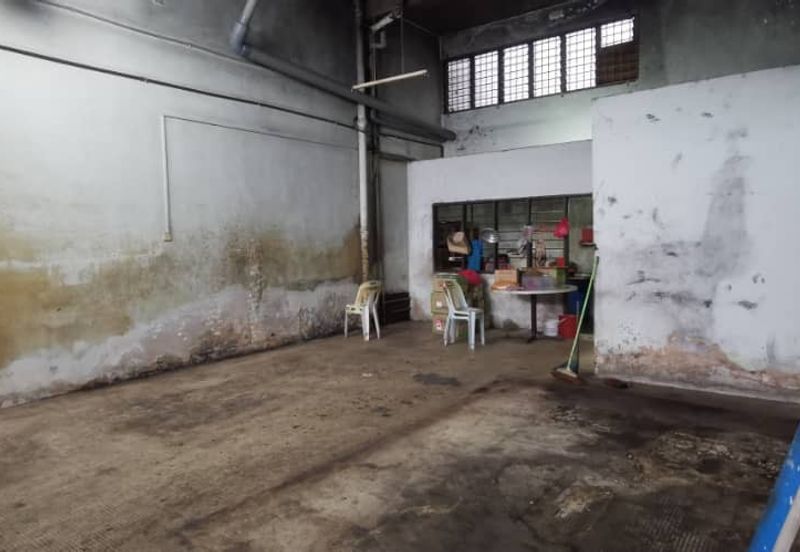 Kampung Lapan Ground Floor Shoplot Freehold (Near Tuesday Pasar)