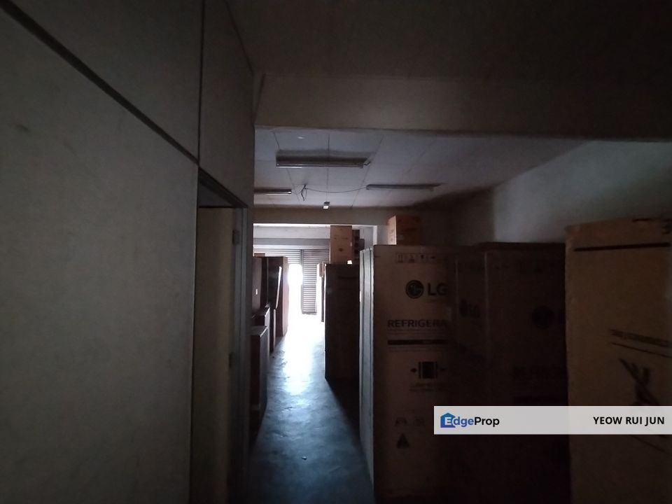 MainRoad 6% ROI Shoplot only RM188k !, Melaka, Batu Berendam