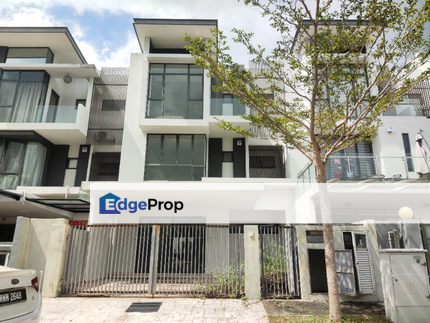 Mutiara Villa terrace house at kajang for sale., Selangor, Kajang