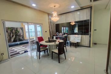 2 storey semi-d for sale in wira heights, bandar sungai long, kajang.