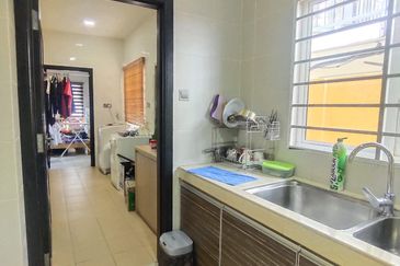 2 storey semi-d for sale in wira heights, bandar sungai long, kajang.