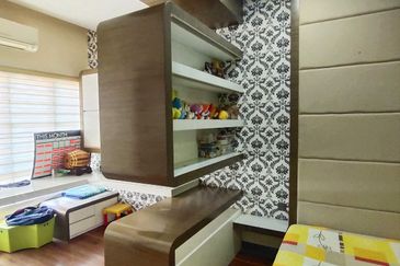 2 storey semi-d for sale in wira heights, bandar sungai long, kajang.