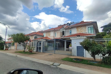 2 storey semi-d for sale in wira heights, bandar sungai long, kajang.