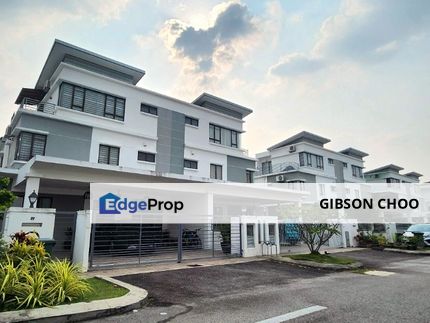 3 storey semi-d for sale in saujana palma, saujana impian, kajang, Selangor, Kajang