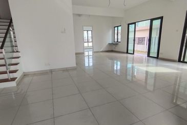 3 storey semi-d for sale in sunville, twin palms, bandar sungai long, cheras, kajang.