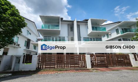 3 storey semi-d for sale in 1080 residence, saujana impian, puncak saujana, kajang, Selangor, Kajang