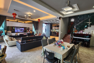 3 storey semi-d for sale in viridian, bandar sungai long, cheras, kajang.