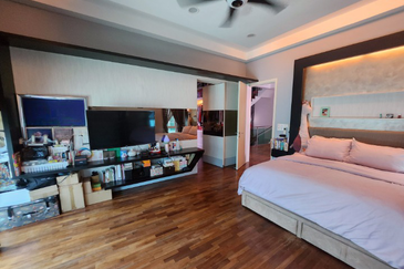 3 storey semi-d for sale in viridian, bandar sungai long, cheras, kajang.