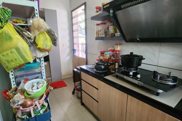 3 storey semi-d for sale in viridian, bandar sungai long, cheras, kajang.