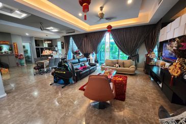 3 storey semi-d for sale in viridian, bandar sungai long, cheras, kajang.