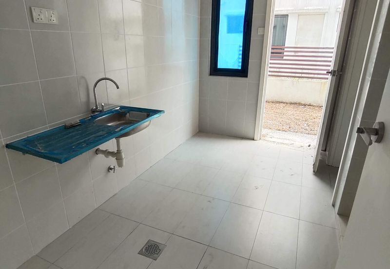 3 storey semi-d for sale in sunville, twin palms, bandar sungai long, cheras, kajang.