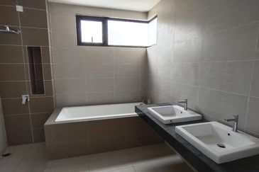 3 storey semi-d for sale in sunville, twin palms, bandar sungai long, cheras, kajang.