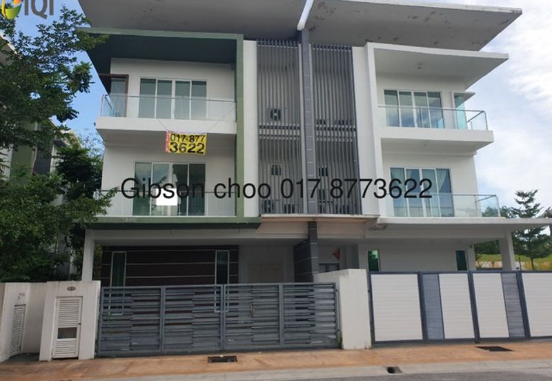 Surian Tropika Homes