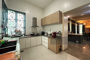 3 storey semi-d for sale in viridian, bandar sungai long, cheras, kajang.