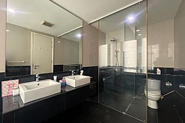 3 storey semi-d for sale in viridian, bandar sungai long, cheras, kajang.