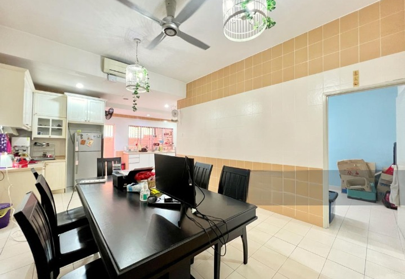 Bandar Mahkota Cheras